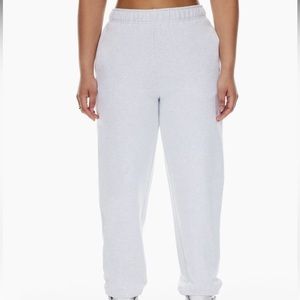 Aritzia TNA Boyfriend sweatpants